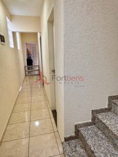 Sobrado Para Vender com 4 quartos no bairro Centro em Caieiras