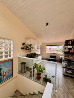 Sobrado Para Vender com 4 quartos no bairro Centro em Caieiras