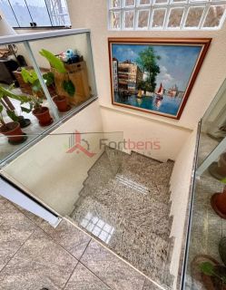 Sobrado Para Vender com 4 quartos no bairro Centro em Caieiras