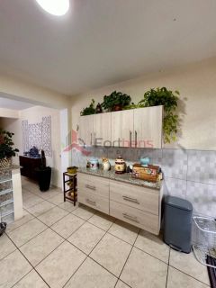 Sobrado Para Vender com 4 quartos no bairro Centro em Caieiras