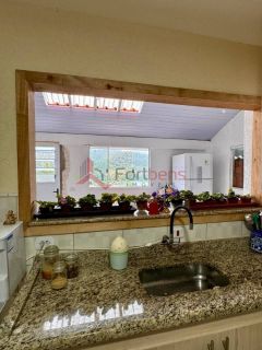 Sobrado Para Vender com 4 quartos no bairro Centro em Caieiras