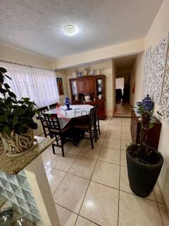 Sobrado Para Vender com 4 quartos no bairro Centro em Caieiras