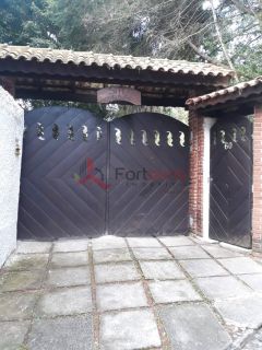 Chácara Para Vender com 3 quartos 1 suítes no bairro Barreiro em Mairiporã