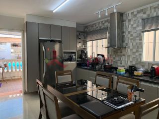 Sobrado Para Vender com 3 quartos 1 suítes no bairro Serpa em Caieiras