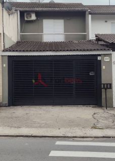 Sobrado Para Vender com 3 quartos 1 suítes no bairro Serpa em Caieiras