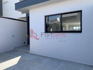 Sobrado Para Vender com 3 quartos 1 suítes no bairro San Marino  em Caieiras