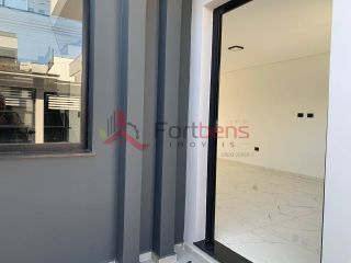 Sobrado Para Vender com 3 quartos 1 suítes no bairro San Marino  em Caieiras