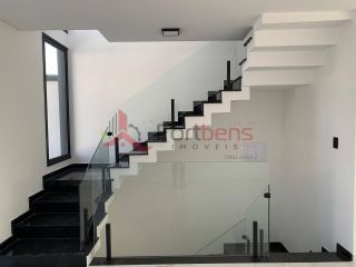 Sobrado Para Vender com 3 quartos 1 suítes no bairro San Marino  em Caieiras