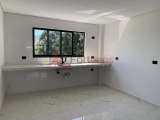 Sobrado Para Vender com 3 quartos 1 suítes no bairro San Marino  em Caieiras