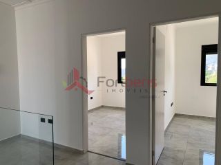 Sobrado Para Vender com 3 quartos 1 suítes no bairro San Marino  em Caieiras