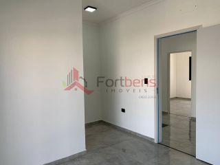 Sobrado Para Vender com 3 quartos 1 suítes no bairro San Marino  em Caieiras