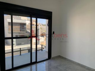 Sobrado Para Vender com 3 quartos 1 suítes no bairro San Marino  em Caieiras