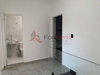 Sobrado Para Vender com 3 quartos 1 suítes no bairro San Marino  em Caieiras