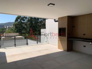 Sobrado Para Vender com 3 quartos 1 suítes no bairro San Marino  em Caieiras