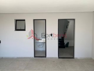 Sobrado Para Vender com 3 quartos 1 suítes no bairro San Marino  em Caieiras