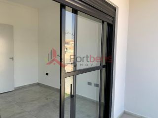 Sobrado Para Vender com 3 quartos 1 suítes no bairro San Marino  em Caieiras