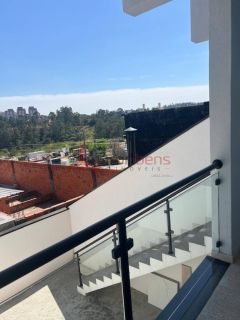 Sobrado Para Vender com 3 quartos 1 suítes no bairro Jardim Columbia em Caieiras