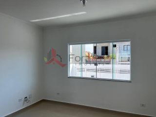 Sobrado Para Vender com 3 quartos 1 suítes no bairro Laranjeiras em Caieiras