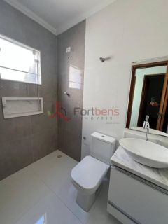 Sobrado Para Vender com 3 quartos 1 suítes no bairro Laranjeiras em Caieiras