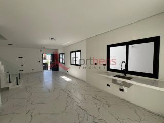 Sobrado Para Vender com 3 quartos 1 suítes no bairro Jardim dos Abreus em Caieiras