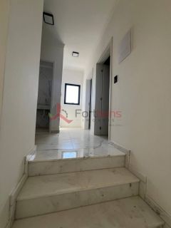 Sobrado Para Vender com 3 quartos 1 suítes no bairro Jardim dos Abreus em Caieiras