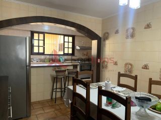 Casa de Condomínio Para Vender com 4 quartos 1 suíte no bairro Nova Caieiras em Caieiras