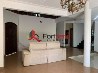 Casa de Condomínio Para Vender com 4 quartos 1 suítes no bairro Alpes de Caieiras em Caieiras