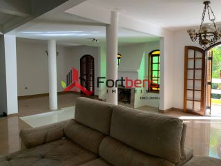 Casa de Condomínio Para Vender com 4 quartos 1 suítes no bairro Alpes de Caieiras em Caieiras