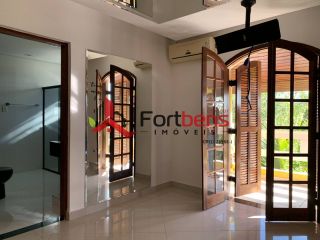 Casa de Condomínio Para Vender com 4 quartos 1 suítes no bairro Alpes de Caieiras em Caieiras