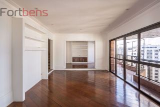 Cobertura Para Vender com 6 quartos 4 suítes no bairro Vila Andrade em São Paulo