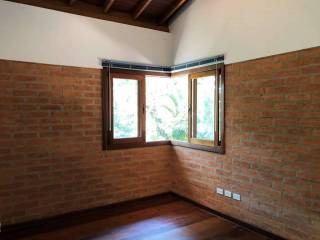 Casa Para Vender com 3 quartos 3 suítes no bairro Altos de São Fernando em Jandira