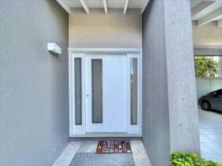 Casa Para Vender com 3 quartos 3 suítes no bairro Nova Higienópolis em Jandira