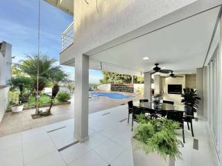 Casa Para Vender com 3 quartos 3 suítes no bairro Nova Higienópolis em Jandira