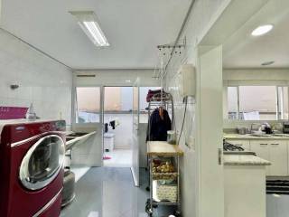 Casa Para Vender com 3 quartos 3 suítes no bairro Nova Higienópolis em Jandira