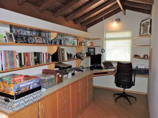 Casa Para Vender com 4 quartos 2 suítes no bairro Altos de São Fernando em Jandira