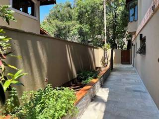 Casa Para Vender com 4 quartos 2 suítes no bairro Altos de São Fernando em Jandira