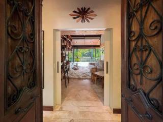 Casa Para Vender com 5 quartos 5 suítes no bairro Chácaras do Peroba em Jandira