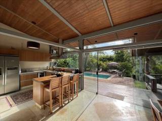 Casa Para Vender com 5 quartos 5 suítes no bairro Chácaras do Peroba em Jandira