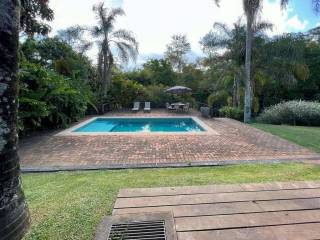 Casa Para Vender com 5 quartos 5 suítes no bairro Chácaras do Peroba em Jandira