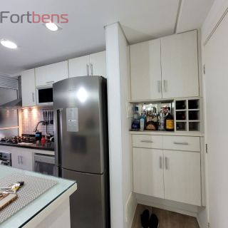 Apartamento Para Vender com 2 quartos no bairro Parque Rebouças em São Paulo