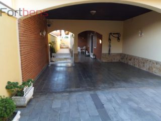 Casa Para Vender com 3 quartos 1 suítes no bairro Nova Caieiras em Caieiras