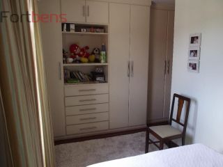 Sobrado Para Vender com 4 quartos 2 suítes no bairro Nova Caieiras em Caieiras