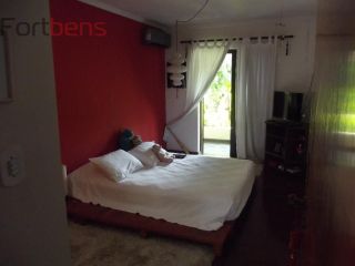 Sobrado Para Vender com 4 quartos 2 suítes no bairro Nova Caieiras em Caieiras