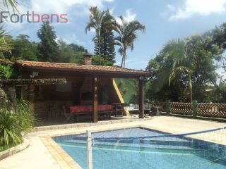 Sobrado Para Vender com 3 quartos 1 suítes no bairro Alpes de Caieiras em Caieiras