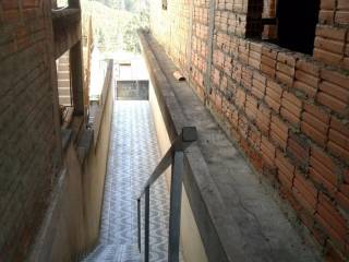 Casa Para Vender com 3 quartos 1 suítes no bairro Laranjeiras em Caieiras