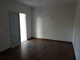 Casa Para Vender com 3 quartos 1 suítes no bairro Região Central em Caieiras