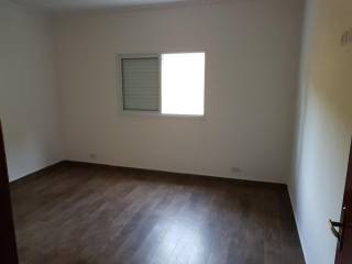 Casa Para Vender com 3 quartos 1 suítes no bairro Região Central em Caieiras