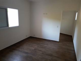 Casa Para Vender com 3 quartos 1 suítes no bairro Região Central em Caieiras