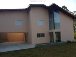 Casa Para Vender com 3 quartos 1 suítes no bairro Região Central em Caieiras