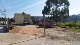 Lote / Terreno de Bairro Para Alugar no bairro Laranjeiras em Caieiras